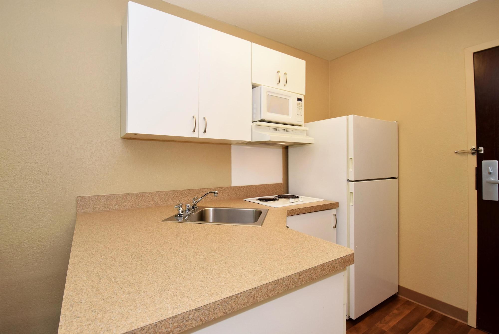 Extended Stay America Suites - Long Island - Melville Exterior photo