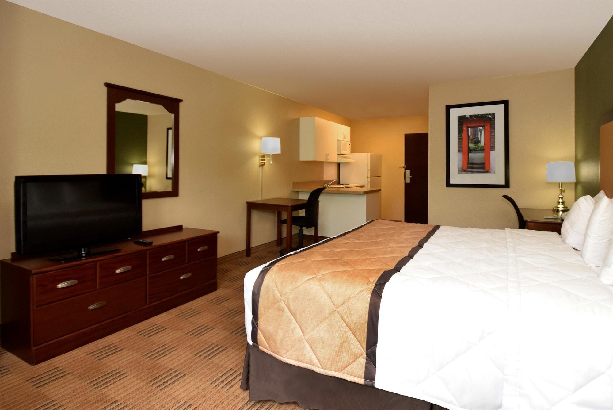 Extended Stay America Suites - Long Island - Melville Exterior photo