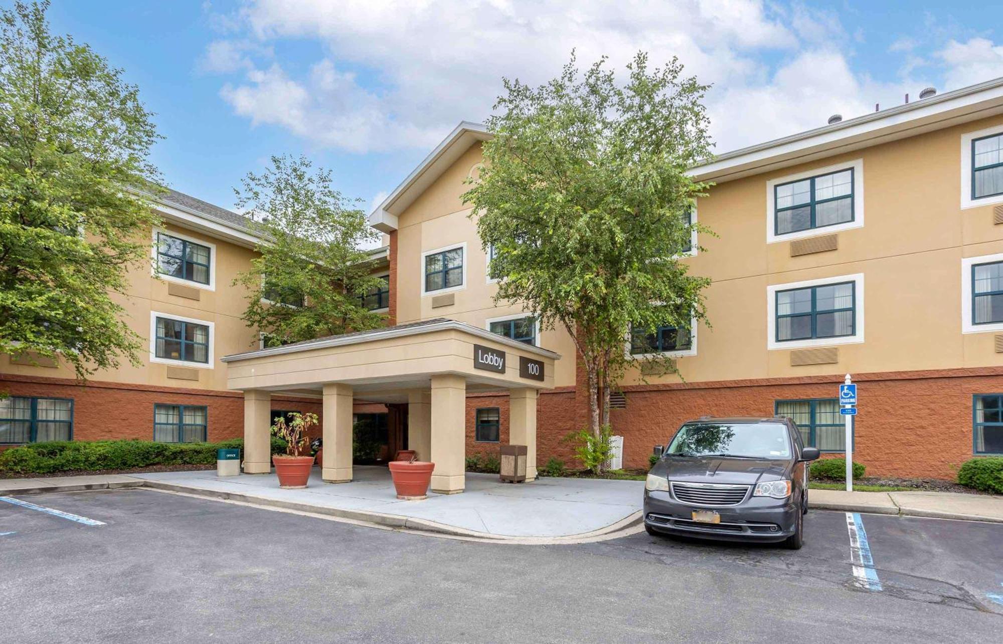 Extended Stay America Suites - Long Island - Melville Exterior photo