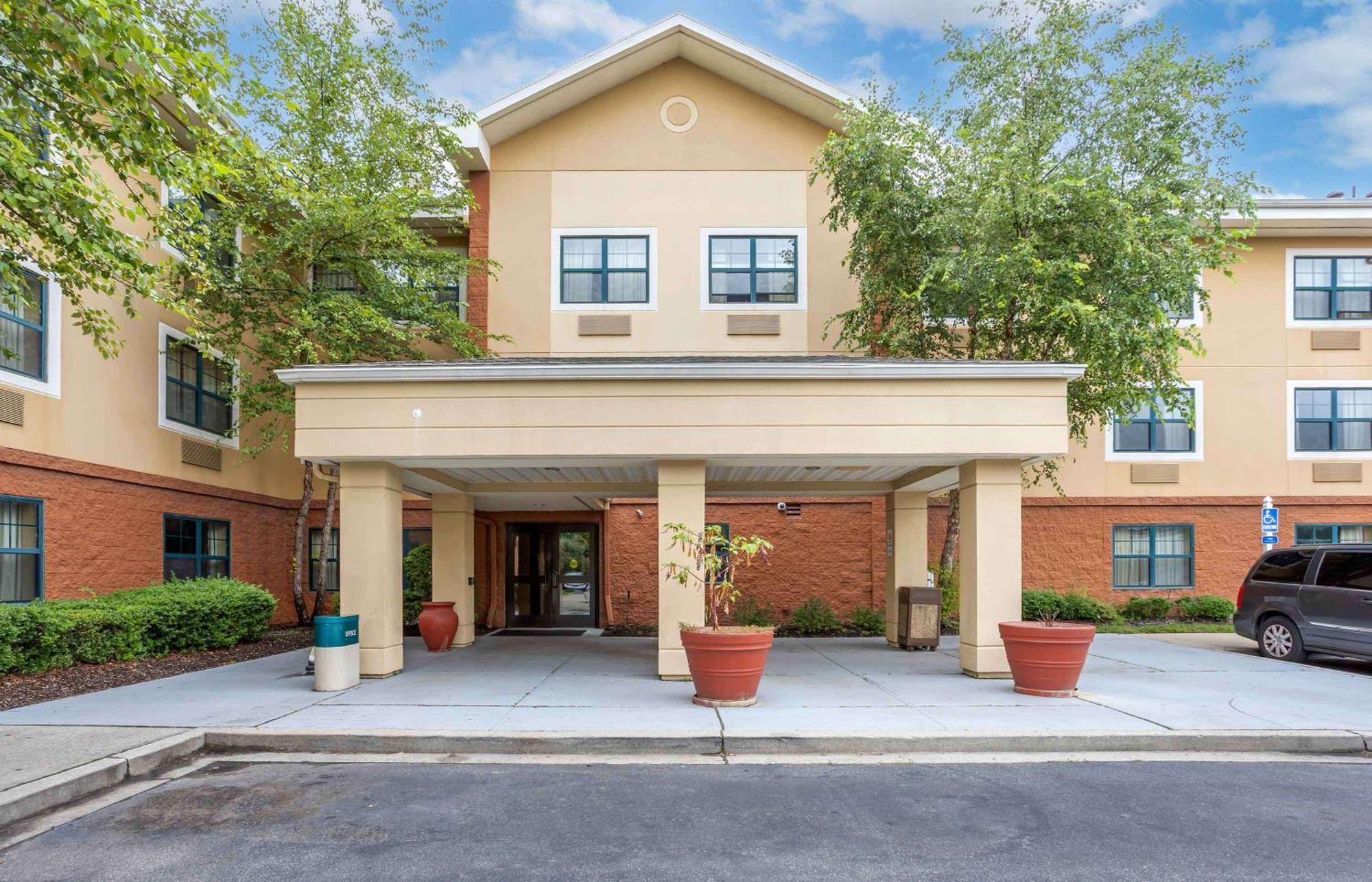 Extended Stay America Suites - Long Island - Melville Exterior photo